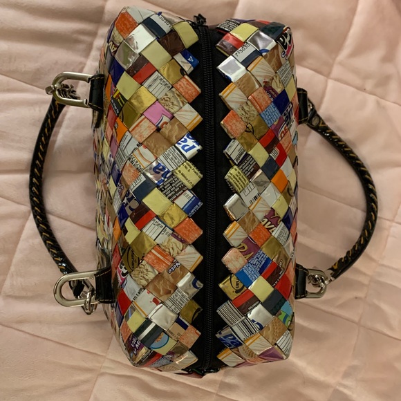 Wrapper Purse - Picture 5 of 6